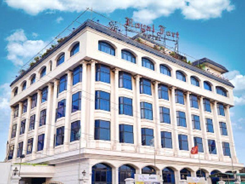 Royal Fort Hotel Вишакхапатнам Экстерьер фото